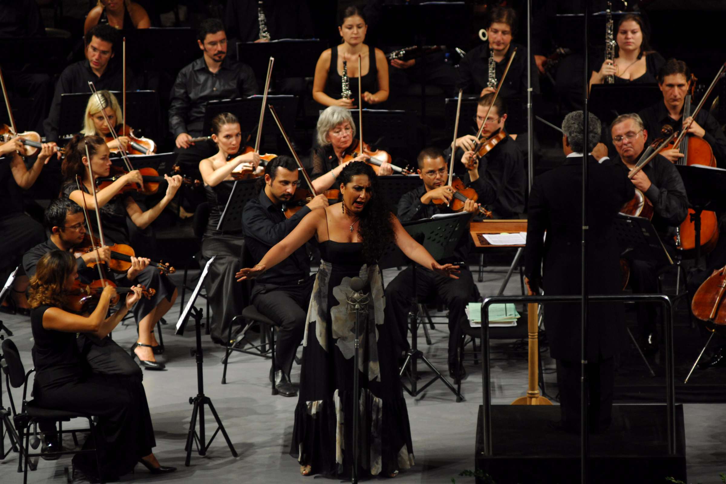 Anita Rachvelishivili in the finals of Leyla Gencer Competition 2008