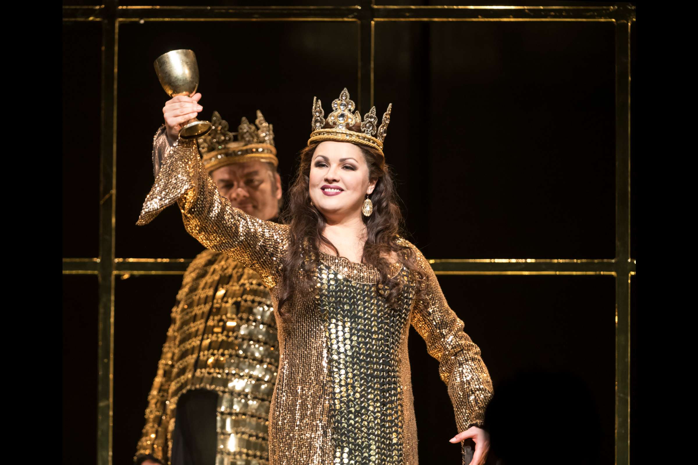 Željko Lučić (Macbeth) and Anna Netrebko (Lady Macbeth) &copy; ROH | Bill Cooper