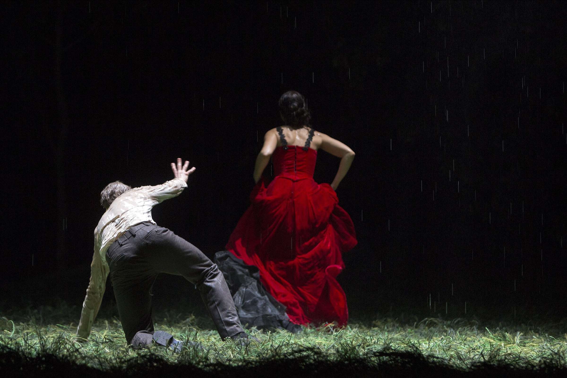 Asmik Grigorian (Tatyana) and Günter Papendell (Onegin) &copy; Iko Freese | drama-berlin.de (2016)