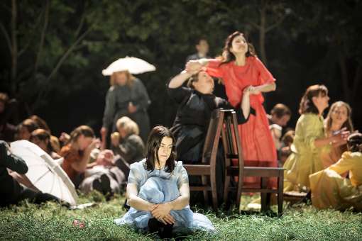 Asmik Grigorian, Margarita Nekrasova (Filippyevna) and Karolina Gumos (Olga) &copy; Iko Freese | drama-berlin.de