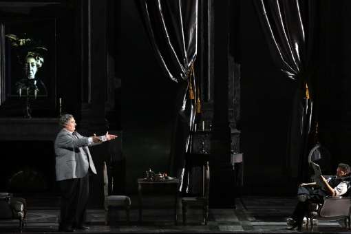 Ambrogio Maestri (Don Pasquale) and René Barbera (Ernesto) © Brescia & Amisano | Teatro alla Scala