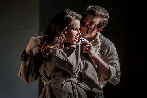 Anna Devin (Tusnelda) und Christopher Lowrey (Arminio) © Alciro Theodoro da Silva