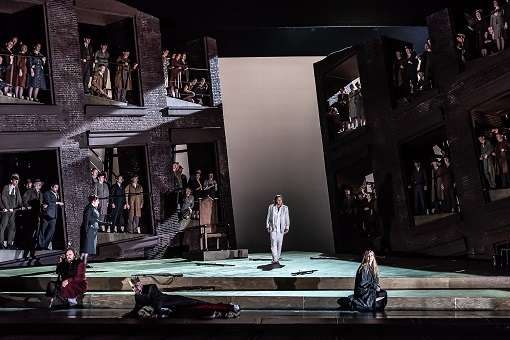 David Alden's <i>Lohengrin</i> &copy; ROH | Clive Barda