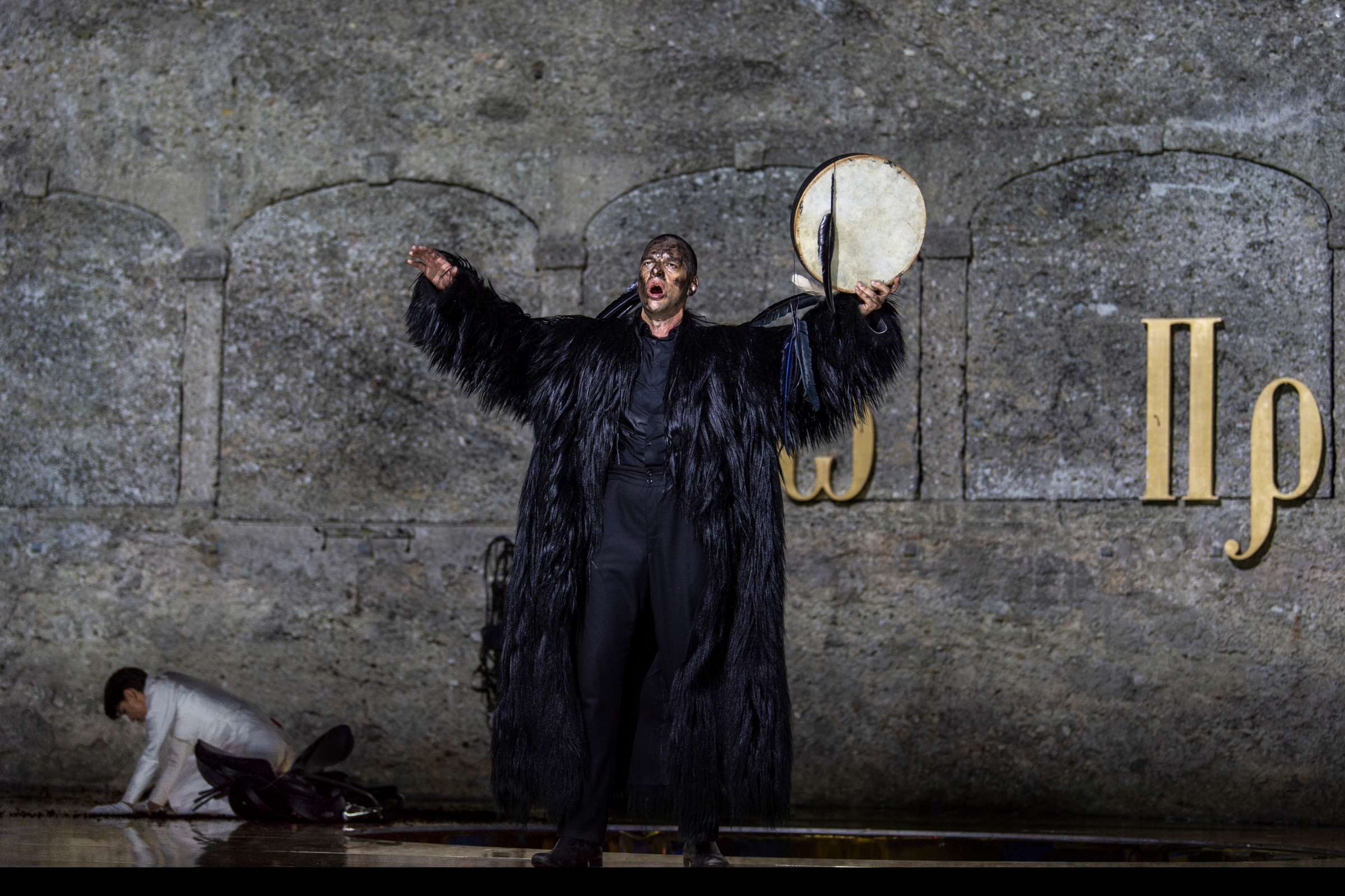 Asmik Grigorian (Salome) und Gábor Bretz (Jochanaan) &copy; Ruth Walz