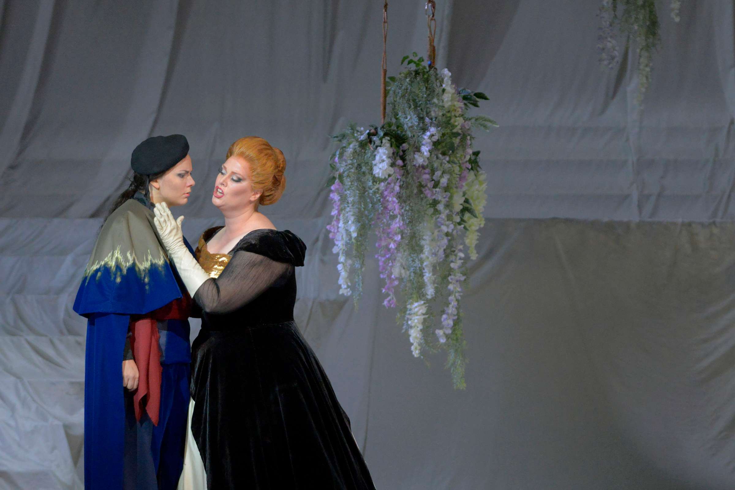 Teresa Iervolino (Arsace) and Jessica Pratt (Semiramide) &copy; Michele Crosera