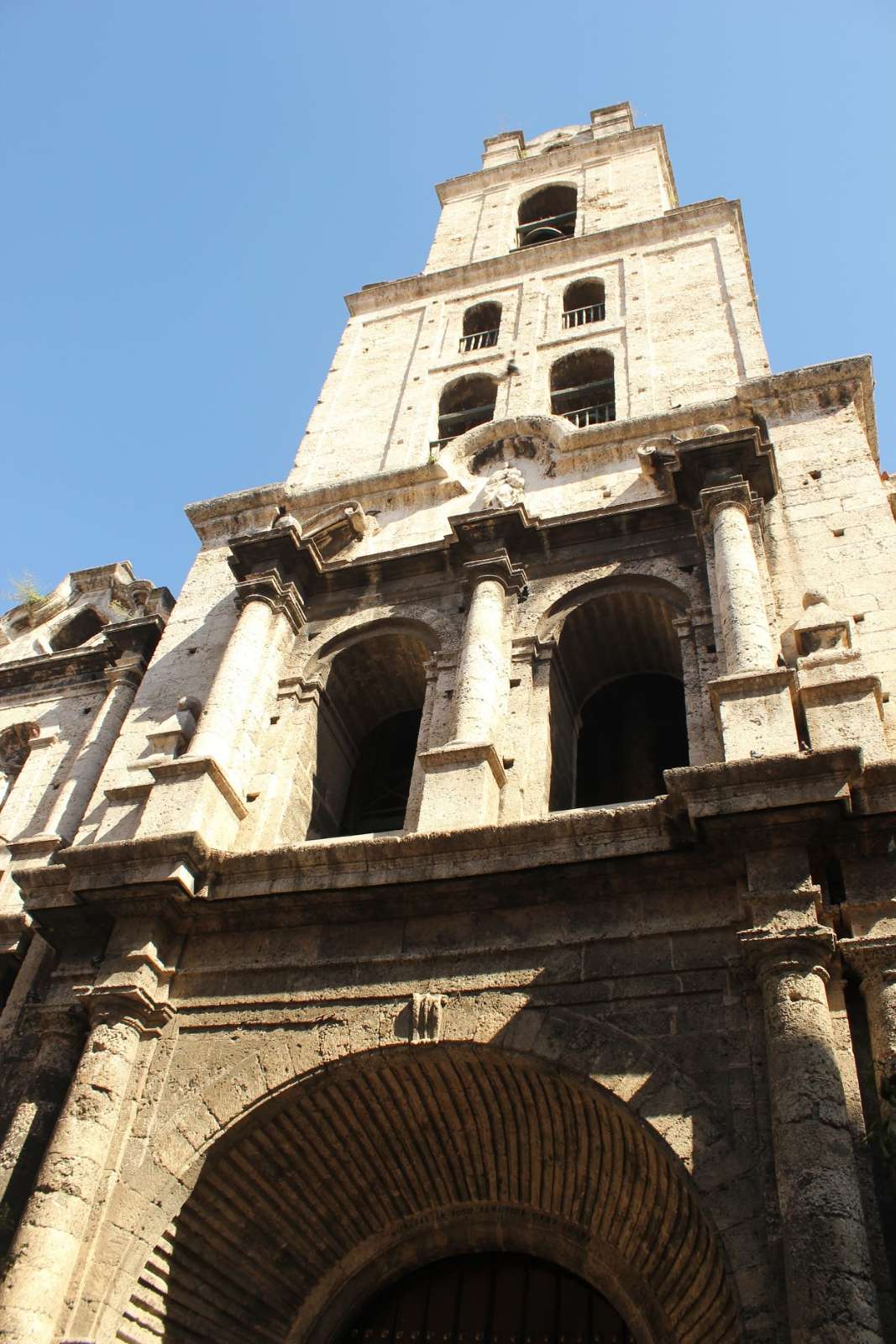Entrance to San Francisco de Asis Basilica © Alicia Tompsett