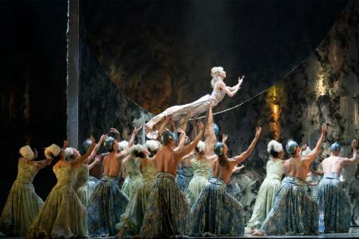 Northern Ballet in David Nixon's <i>The Little Mermaid</i>, set on music by Sally Beamish © Emma Kauldhar