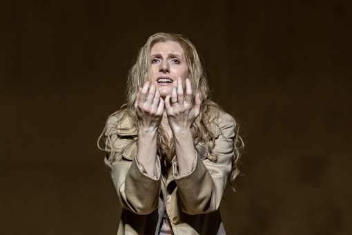 Amanda Majeski (Katya) &copy; ROH | Clive Barda