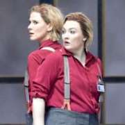 Katrin Röver and Jennifer Davis in Leonore at the Wiener Staatsoper &copy; Wiener Staatsoper | Michael Pöhn