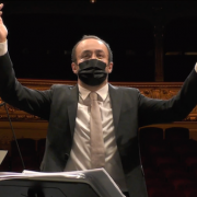 The year of the mask: Riccardo Minasi &copy; Opernhaus Zürich