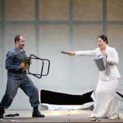Juraj Hollý (Ferrando), Ilya Lapich (Guglielmo), Seunghee Kho (Fiordiligi),Shachar Lavi (Dorabella) © Maximilian Borchardt
