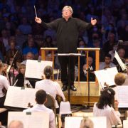 Michael Tilson Thomas conducts the Boston Symphony at Tanglewood &copy; Hilary Scott