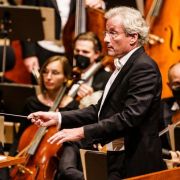 Franz Welser-Möst conducts The Cleveland Orchestra &copy; Sebastian Madej