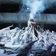 Sean Pannikkar, Deniz Uzun and chorus &copy; Barbara Braun