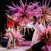 Christopher Krasnansky (Prinz Nussknacker) und Mila Schmidt (Jolanthe) &copy; Ashley Taylor | Wiener Staatsballett