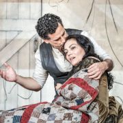 Juan Diego Flórez (Rodolfo) and Ailyn Pérez (Mimì) &copy; ROH | Marc Brenner