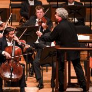 Gautier Capuçon, Semyon Bychkov et le Czech Philharmonic à Bozar &copy; Petr Kadlec