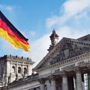 Dem Deutschen Volke &copy; Maheshkumar Painam | Unsplash