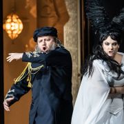 Jozef Benci (King Hydraot) and Jennifer Davis (Armida) © Clive Barda | ArenaPAL