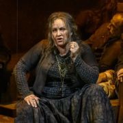 La mezzo Ksenia Dudnikova como Azucena &copy; A.Bofill | Gran Teatre del Liceu