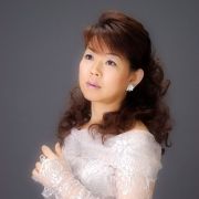 Akie Amou &copy; Akira Muto