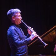Robert Plane in rehearsal &copy; Belinda Lawley