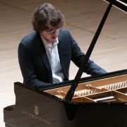 Lucas Debargue &copy; Pavel Antonov
