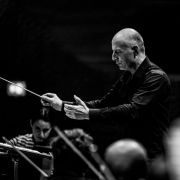 Paavo Järvi conducts the Tonhalle-Orchester &copy; Sebastian Madej