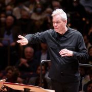 Hannu Lintu conducts the New York Philharmonic &copy; Chris Lee