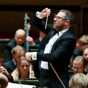 John Wilson conducts the Sinfonia of London &copy; Chris Christodoulou