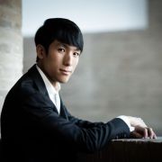Eric Lu &copy; Benjamin Ealovega