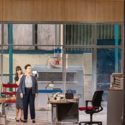 Katie Mitchell sitúa la historia de Jenůfa en una fábrica de harina &copy; Miguel Lorenzo y Mikel Ponte | Les Arts
