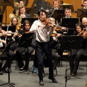 Stefan Jackiw y Anja Bihlmaier en el Palacio de la Ópera &copy; Orquesta Sinfónica de Galicia