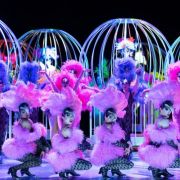 Dance ensemble of the Komische Oper Berlin &copy; Monika Rittershaus