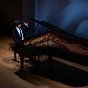 Yunchan Lim à la Fondation Vuitton &copy; Fondation Louis Vuitton / Martin Raphaël Martiq