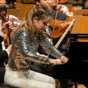 Lise de la Salle and the Singapore Symphony Orchestra &copy; Singapore Symphony Orchestra | Aloysius Lim