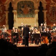 Jordi Savall al frente de Le Concert des Nations en el Palau de la Música &copy; Palau de la Música Catalana