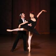 Ryuji Yamamoto and Yui Yonezawa in Roland Petit's Coppélia &copy; Kiyonori Hasegawa