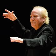 Enrique Arturo Diemecke &copy; Música UNAM | Paola F. Rodríguez
