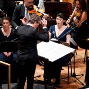 Pablo Heras-Casado conducts Theatre of Voices &copy; ANSC | Musacchio, Ianniello & Pasqualini