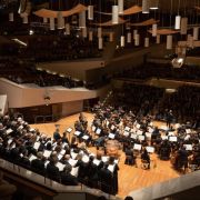 The Staatsopernchor and Staatskapelle Berlin &copy; Peter Adamik