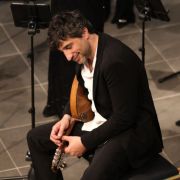 Avi Avital © Michel Bumann | ZKO