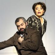 Arsen Soghomonyan (Otello) und Ailyn Pérez (Desdemona) © Wilfried Hösl