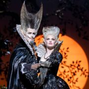 Tim Mead (Oberon) and Liv Redpath (Tytania) &copy; Glyndebourne Productions Ltd | Photo: Tristram Kenton