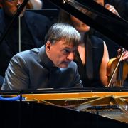 Sir Stephen Hough and the BBC Philharmonic &copy; BBC | Chris Christodoulou