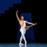 Carlos Acosta in George Balanchine's Apollo &copy; Tristram Kenton
