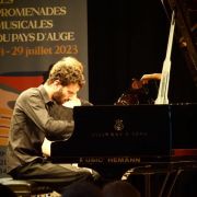 Adam Laloum &copy; Pierre Vannon
