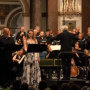 Giovanni Antonini mit Solisten, Kammerorchester Basel und dem Chor des Bayerischen Rundfunks &copy; Herrenchiemsee Festspiele