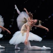 The Australian Ballet in Diamonds © Rainee Lantry