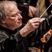 Andras Keller conducts Concerto Budapest &copy; László Mudra